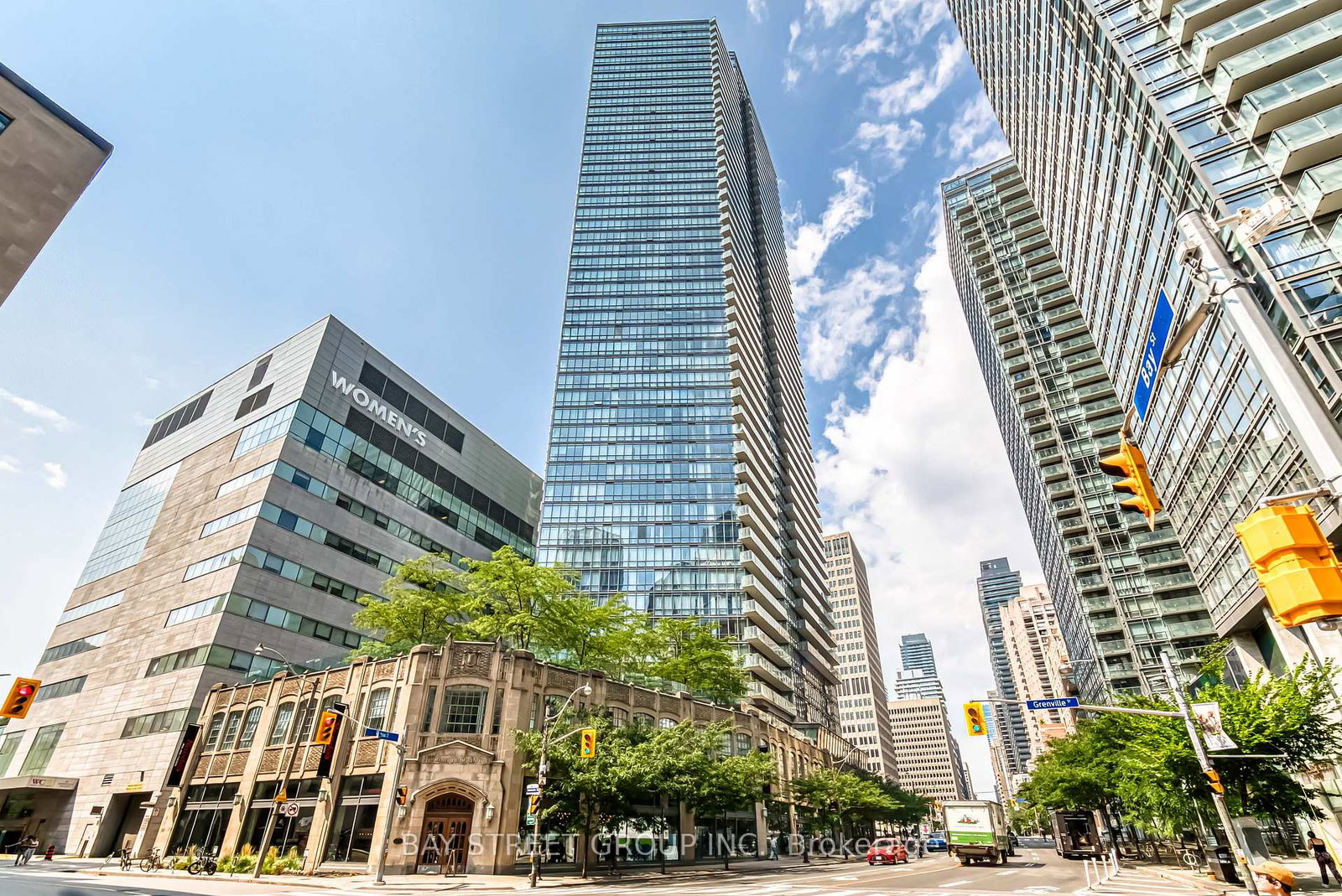 832-bay-street-toronto-ontario-c12349249