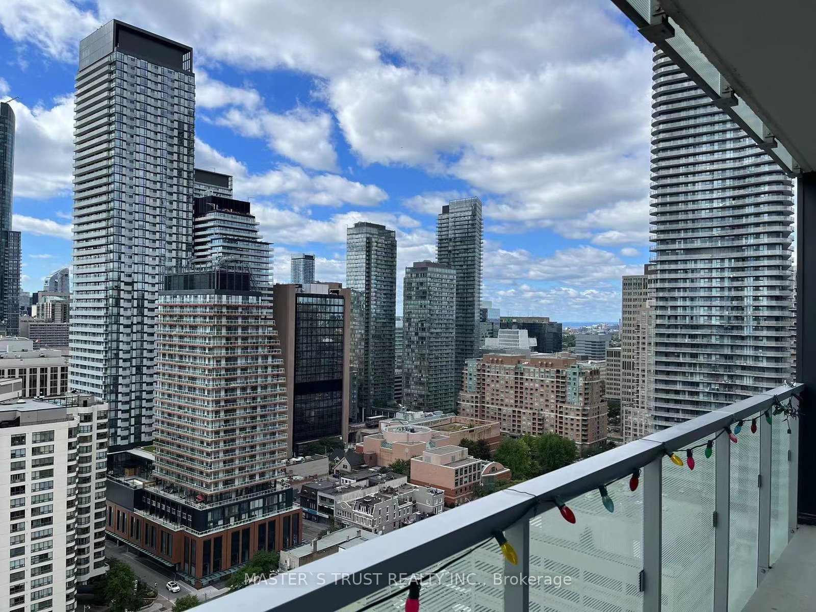 28-wellesley-street-e-toronto-ontario-c12349268