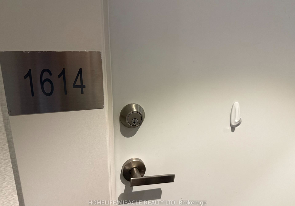 195-redpath-avenue-toronto-ontario-c12349342