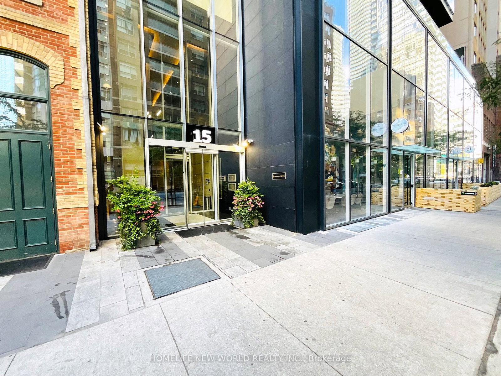 15-grenville-street-toronto-ontario-c12349355