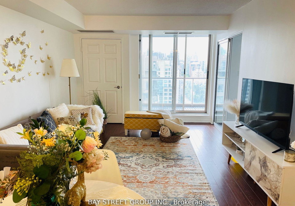 35-empress-avenue-north-york-ontario-c12349496