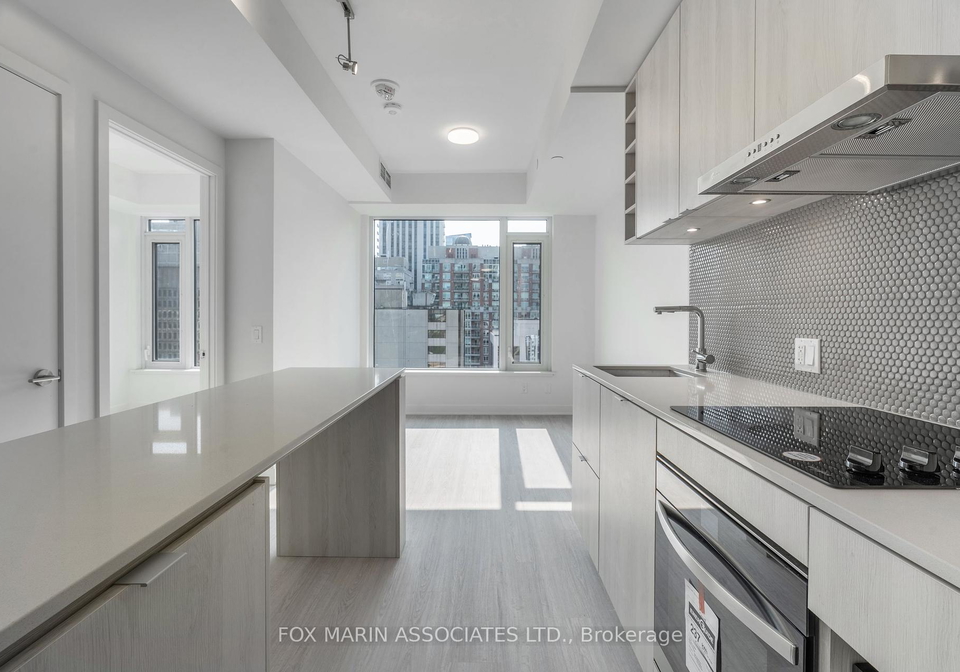 11-yorkville-avenue-toronto-ontario-c12349663