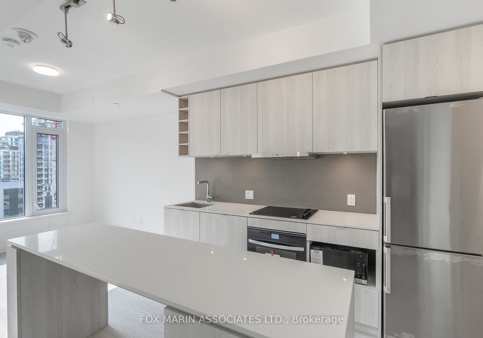 11-yorkville-avenue-toronto-ontario-c12349663
