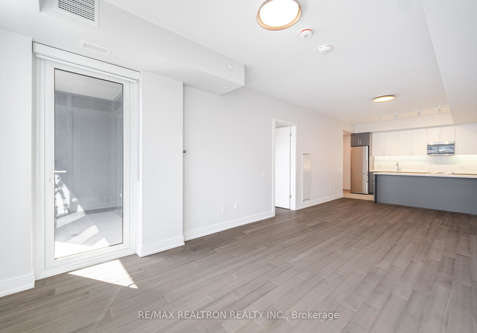 664-spadina-avenue-toronto-ontario-c12349747