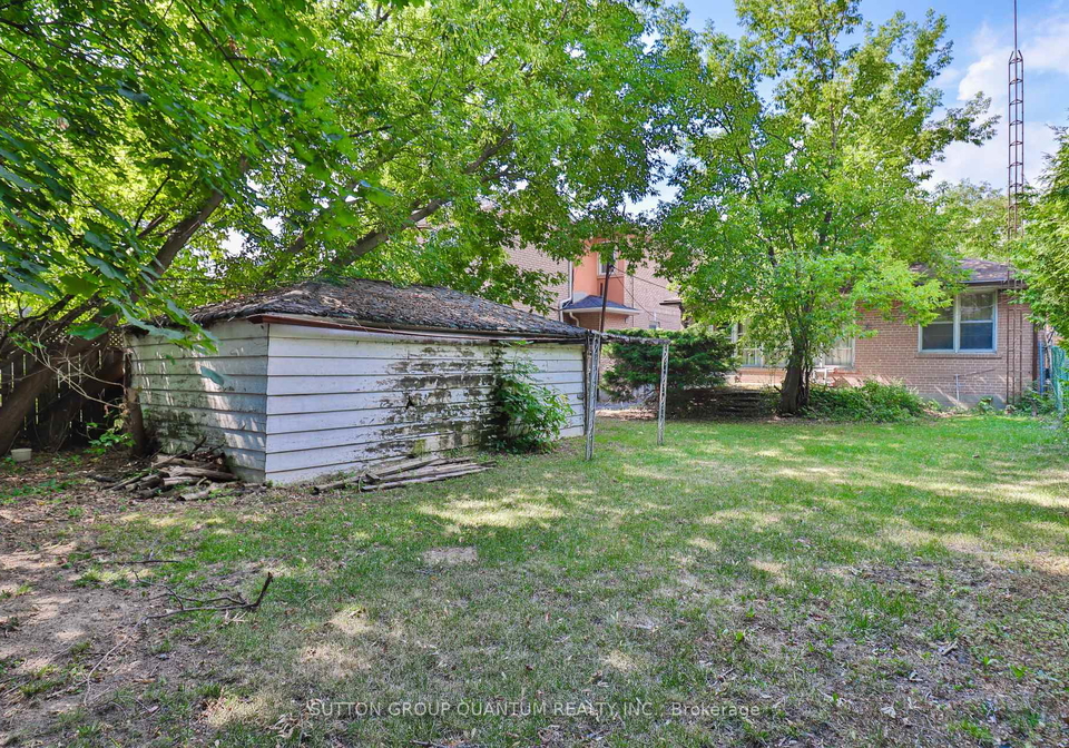 11-collinson-boulevard-n-toronto-ontario-c12349850