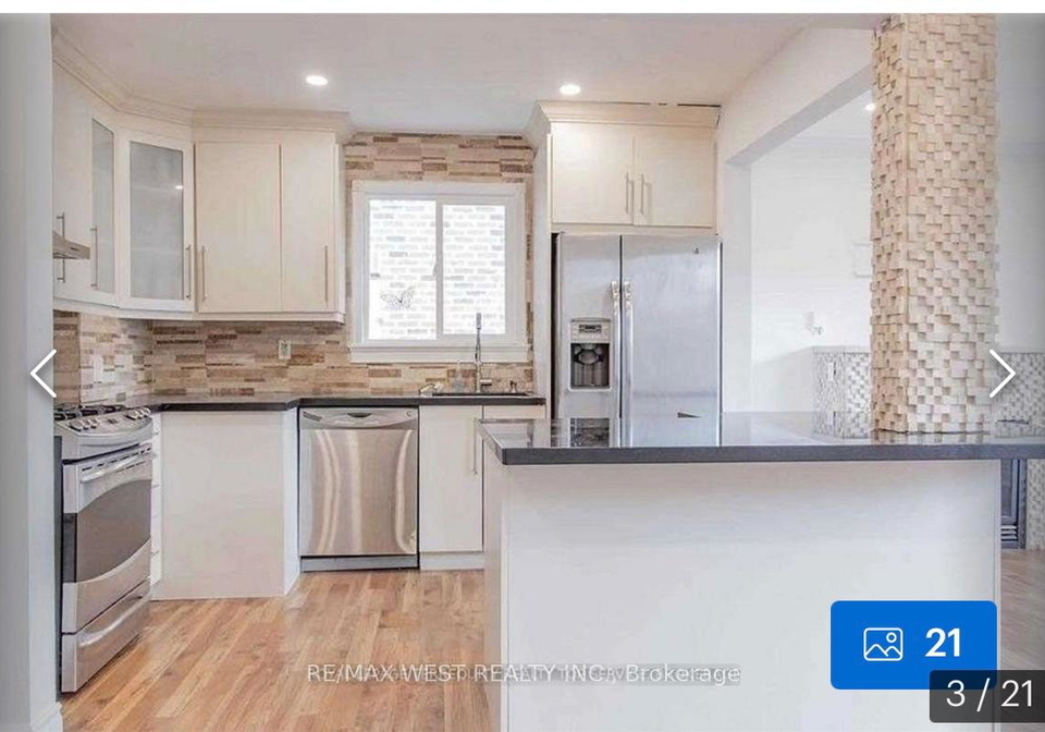 276-moore-park-avenue-toronto-ontario-c12349911