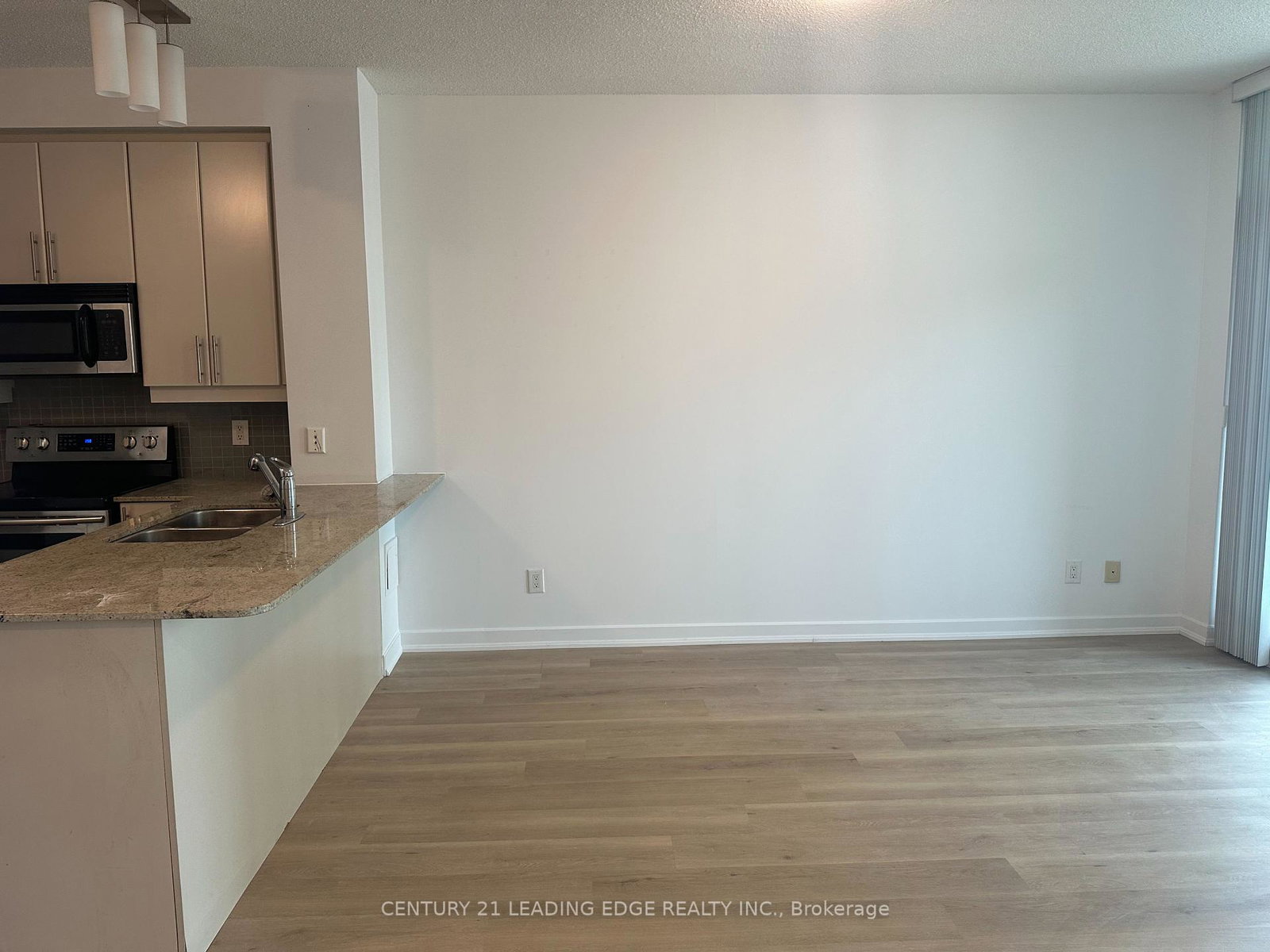 18-harbour-street-toronto-ontario-c12349975