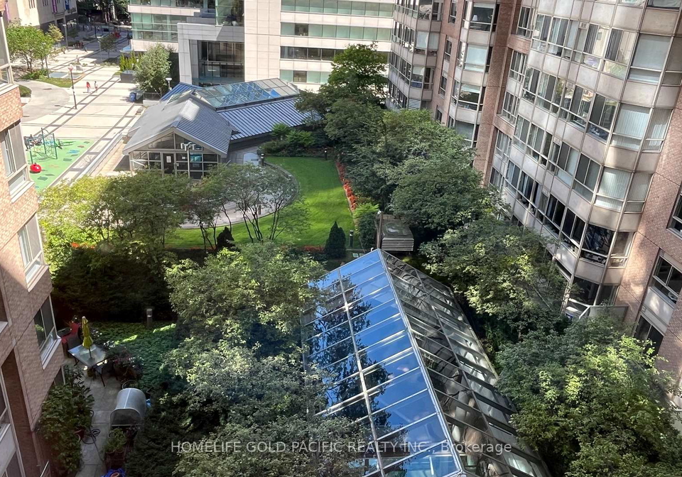 717-bay-street-toronto-ontario-c12350068