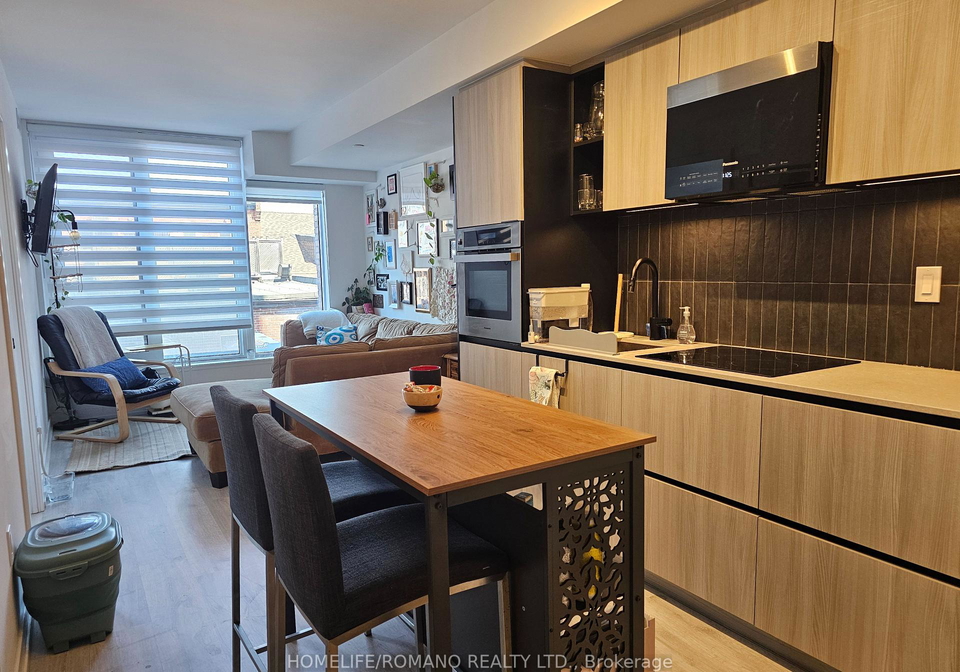2-augusta-avenue-toronto-ontario-c12350136