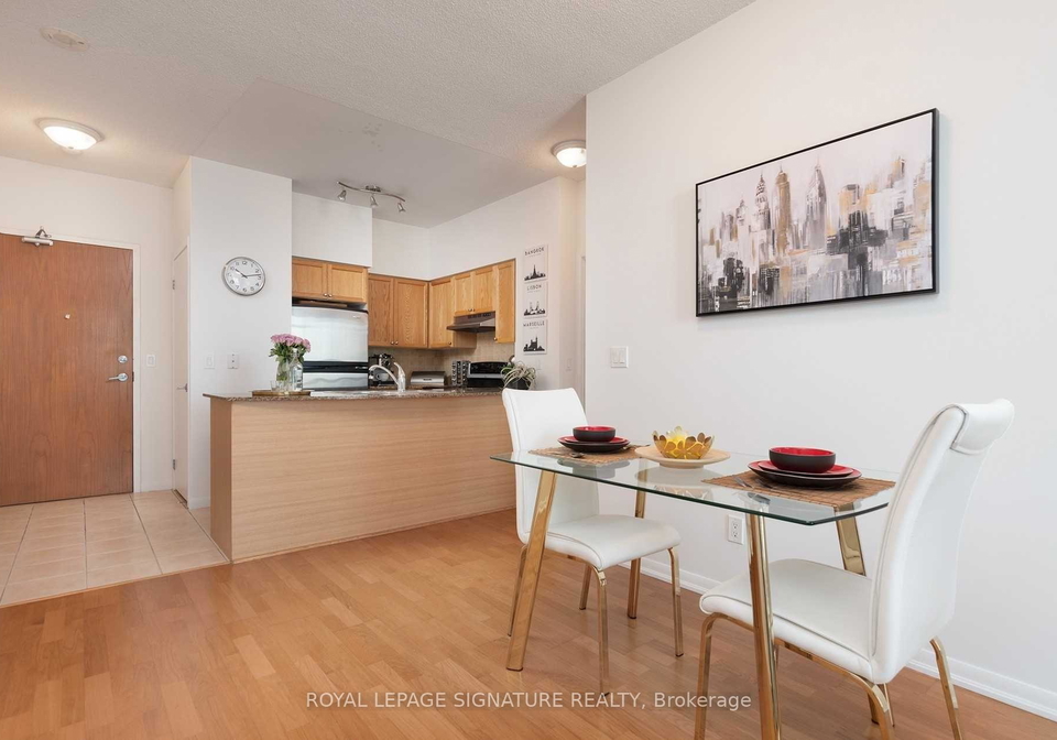 219-fort-york-boulevard-toronto-ontario-c12350435