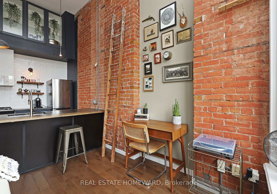 915-king-street-w-toronto-ontario-c12350499