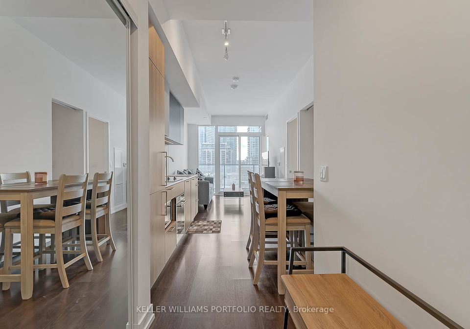 19-western-battery-road-toronto-ontario-c12350597