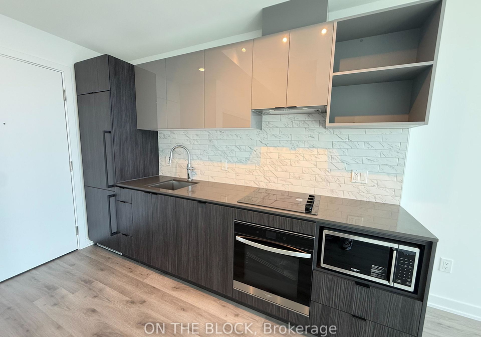252-church-street-toronto-ontario-c12350663