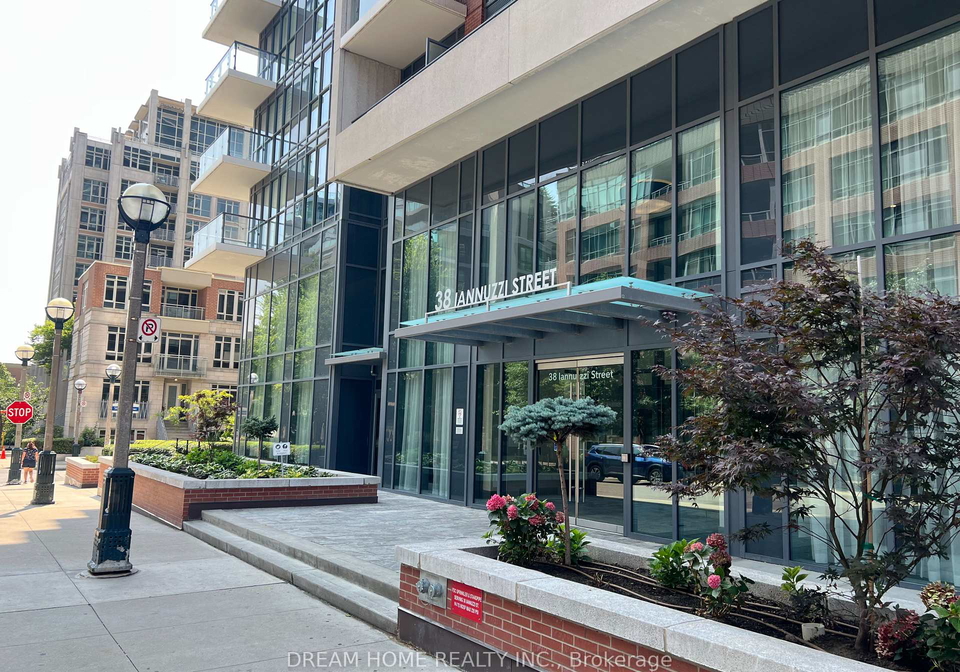 38-iannuzzi-street-e-toronto-ontario-c12350994