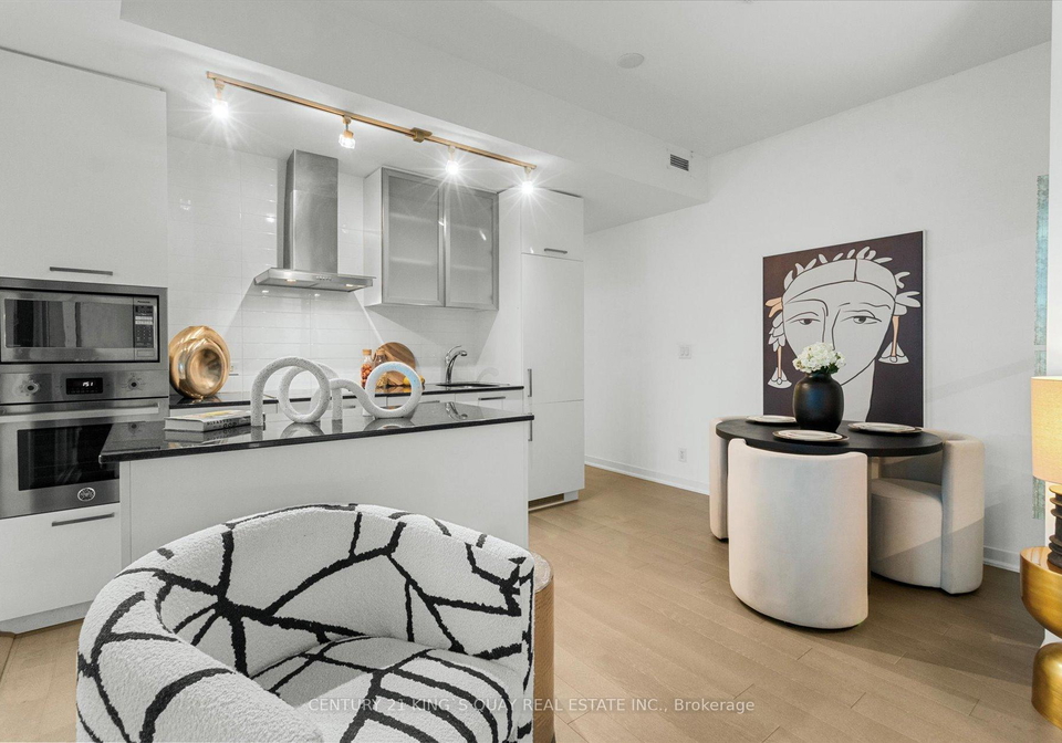 12-york-street-toronto-ontario-c12351114