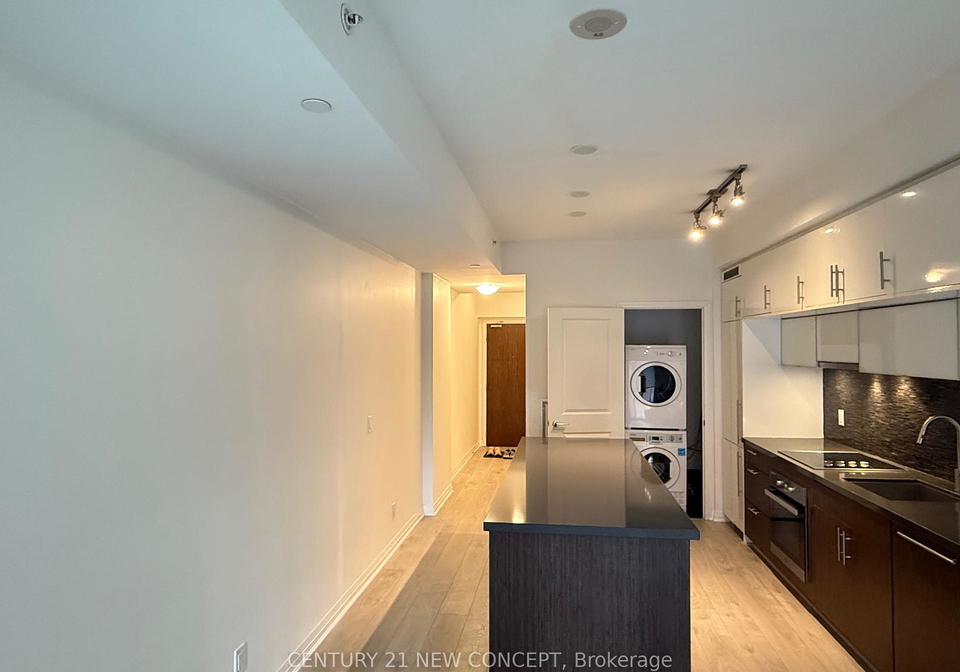 8-mercer-street-toronto-ontario-c12351166