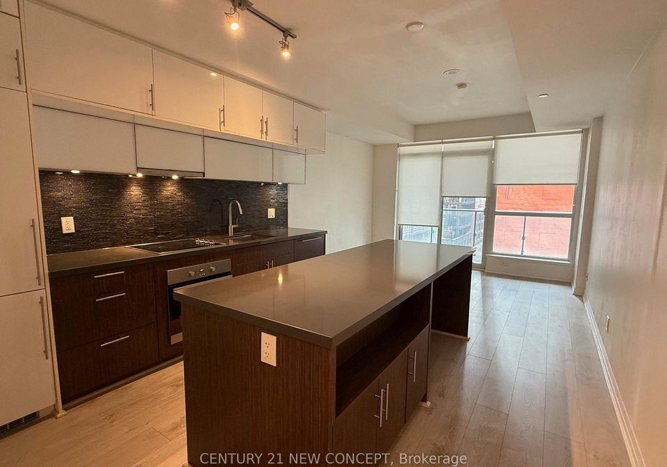 8-mercer-street-toronto-ontario-c12351166