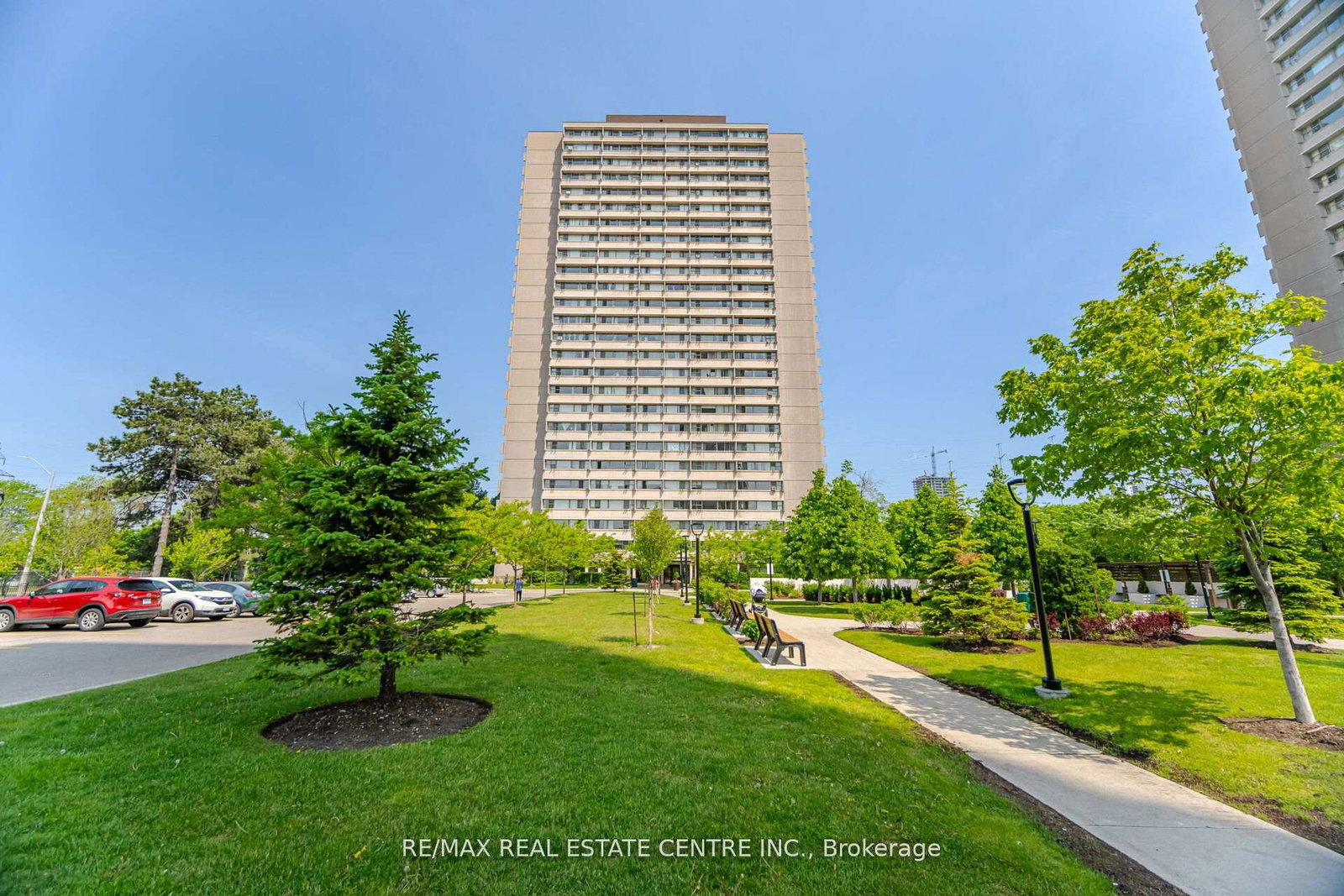 735-don-mills-road-east-york-ontario-c12351227