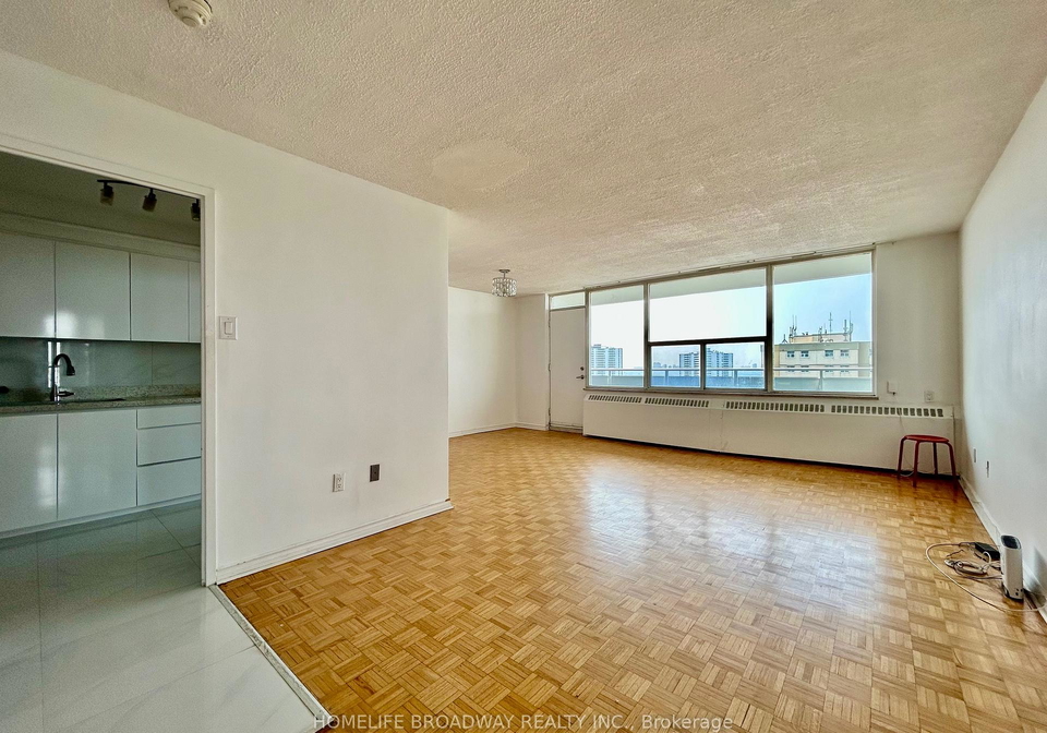 10-parkway-forest-drive-north-york-ontario-c12351399