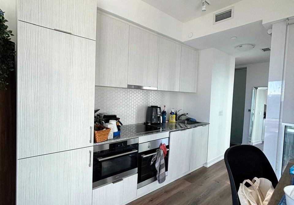 158-front-street-toronto-ontario-c12351455