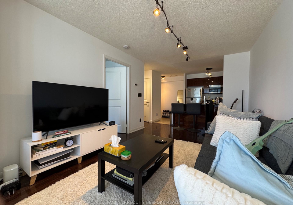 5791-yonge-street-north-york-ontario-c12351459