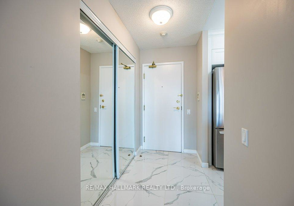 8-hillcrest-avenue-north-york-ontario-c12351466