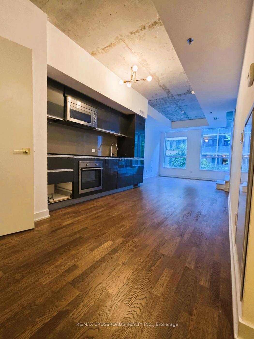 20-minowan-miikan-lane-toronto-ontario-c12351472