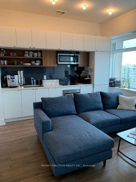 111-st-clair-avenue-w-toronto-ontario-c12351524
