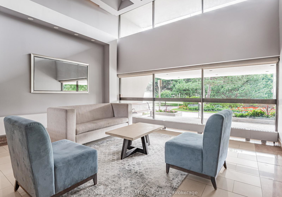 350-seneca-hill-drive-north-york-ontario-c12351611