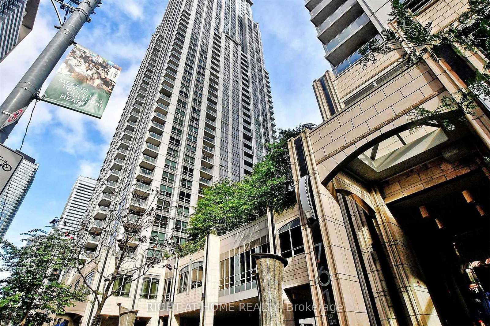 763-bay-street-toronto-ontario-c12351720