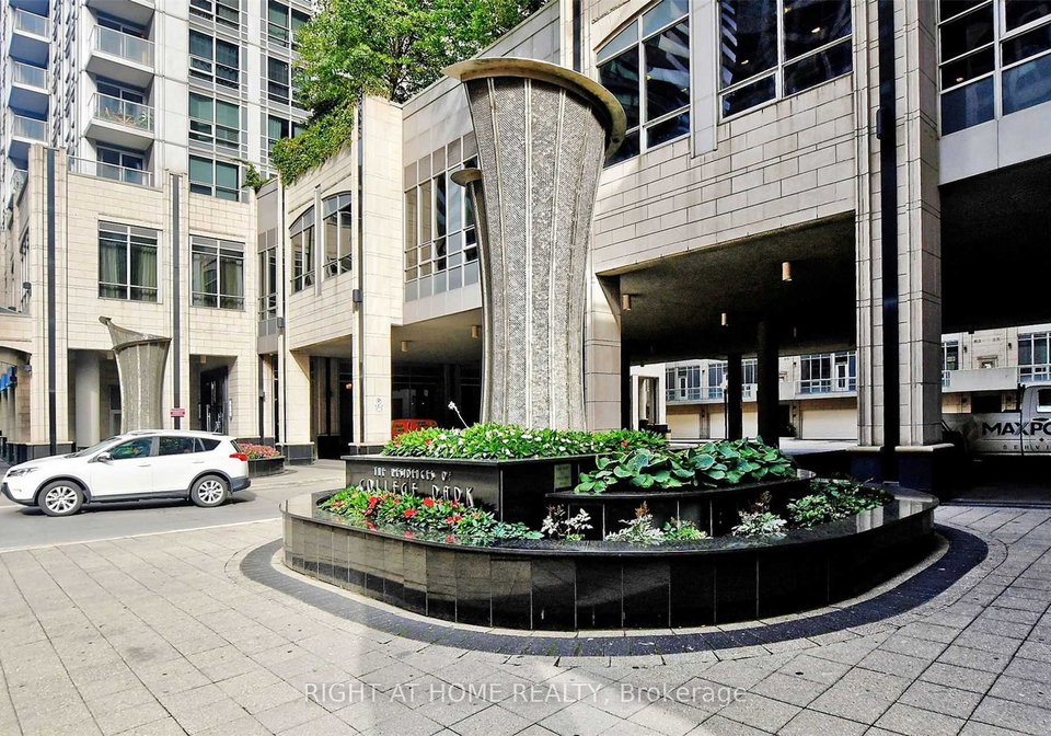 763-bay-street-toronto-ontario-c12351720