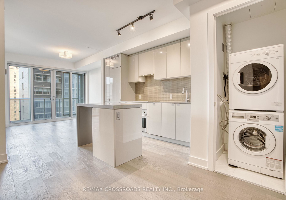 7-grenville-street-toronto-ontario-c12351740