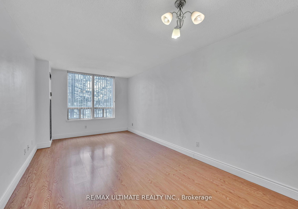 7-bishop-avenue-north-york-ontario-c12351944