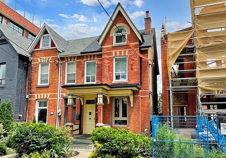 363-euclid-avenue-toronto-ontario-c12351968