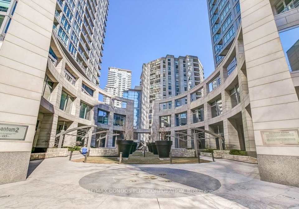 2191-yonge-street-toronto-ontario-c12352029