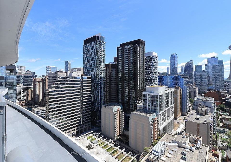 280-dundas-street-w-toronto-ontario-c12352032