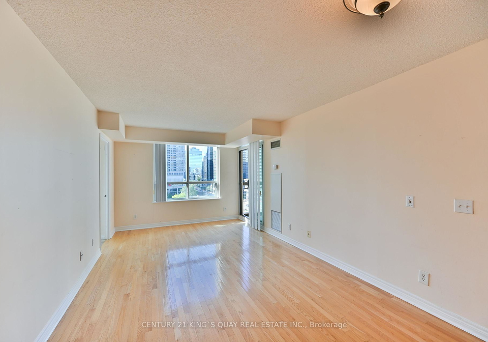 18-parkview-avenue-north-york-ontario-c12352042