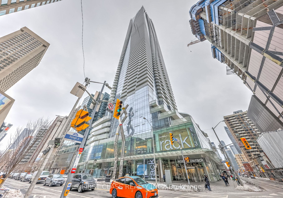 1-bloor-street-e-toronto-ontario-c12352099