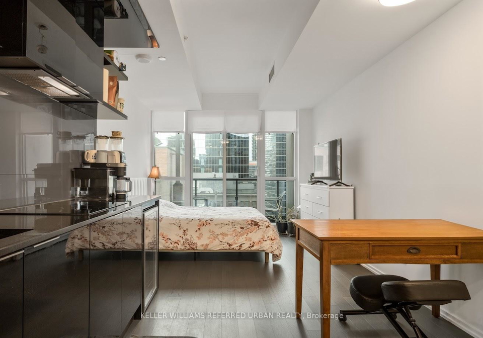 70-temperance-street-toronto-ontario-c12352436