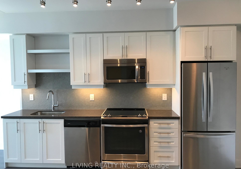 525-adelaide-street-w-toronto-ontario-c12352574