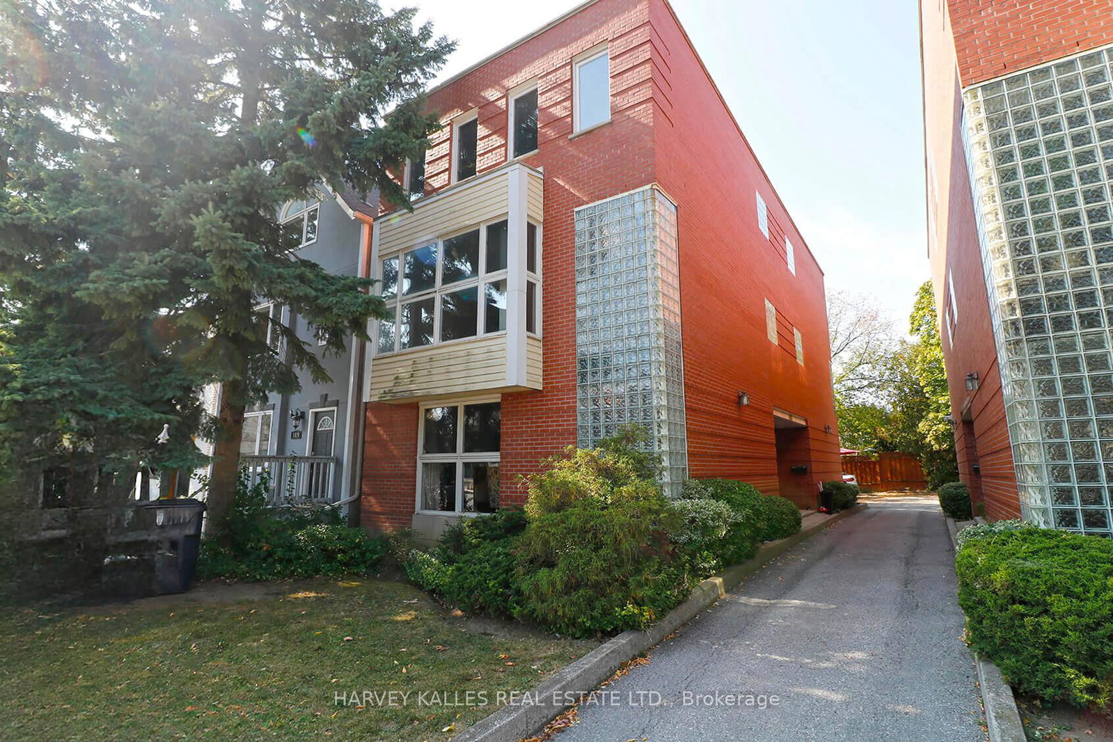 1422-bayview-avenue-toronto-ontario-c12352635