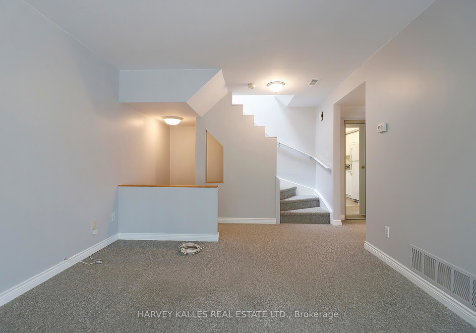 1422-bayview-avenue-toronto-ontario-c12352635