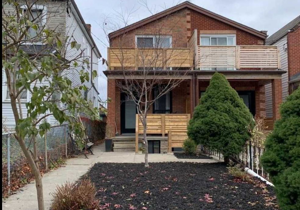 519-crawford-street-toronto-ontario-c12352798