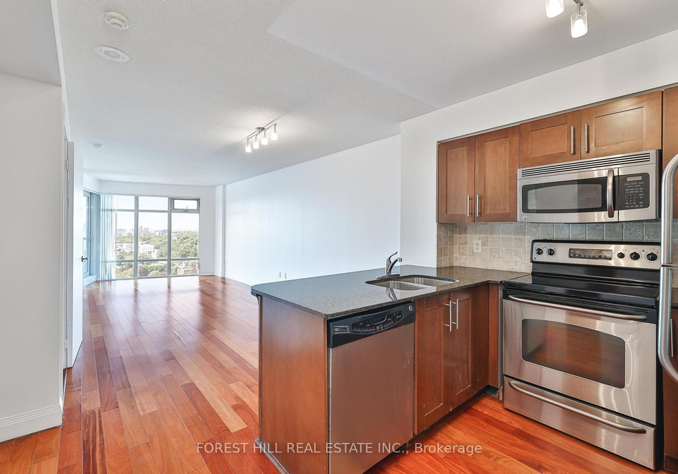 2181-yonge-street-toronto-ontario-c12353310