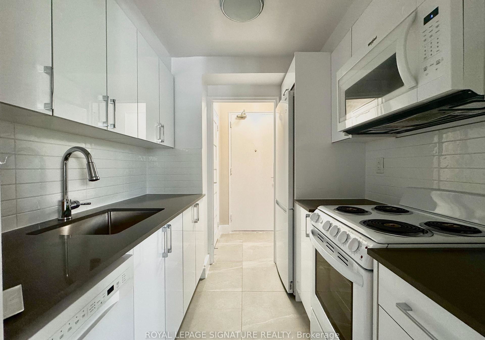 55-isabella-street-toronto-ontario-c12353466