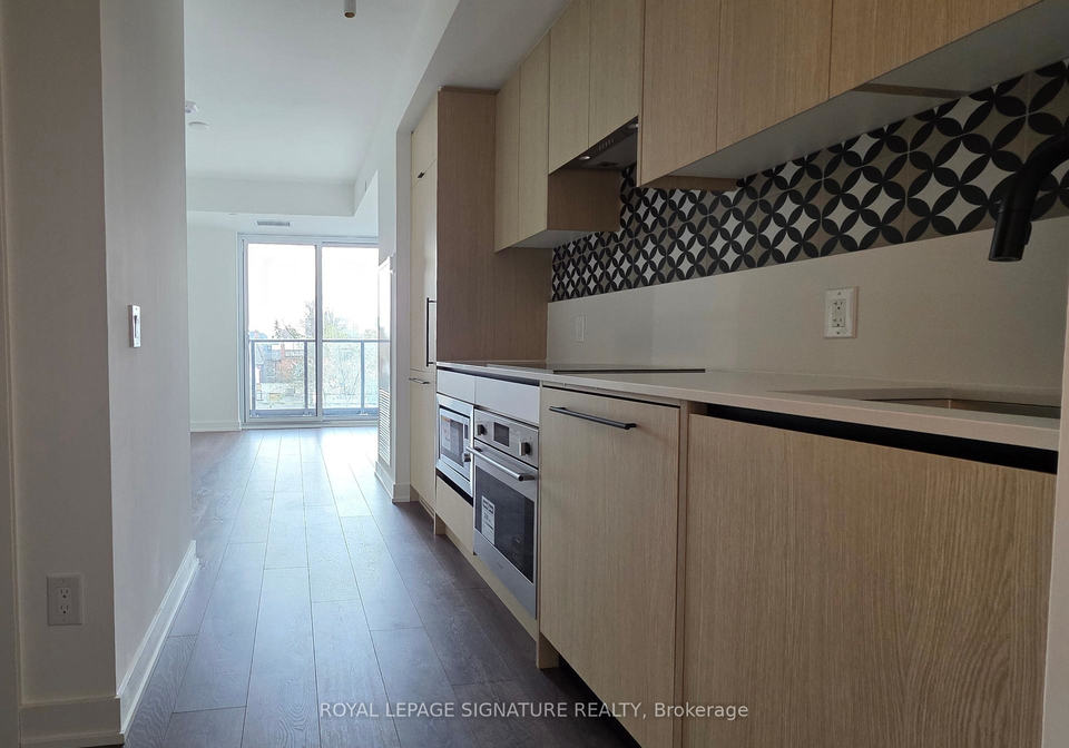 5-lakeview-avenue-toronto-ontario-c12353520