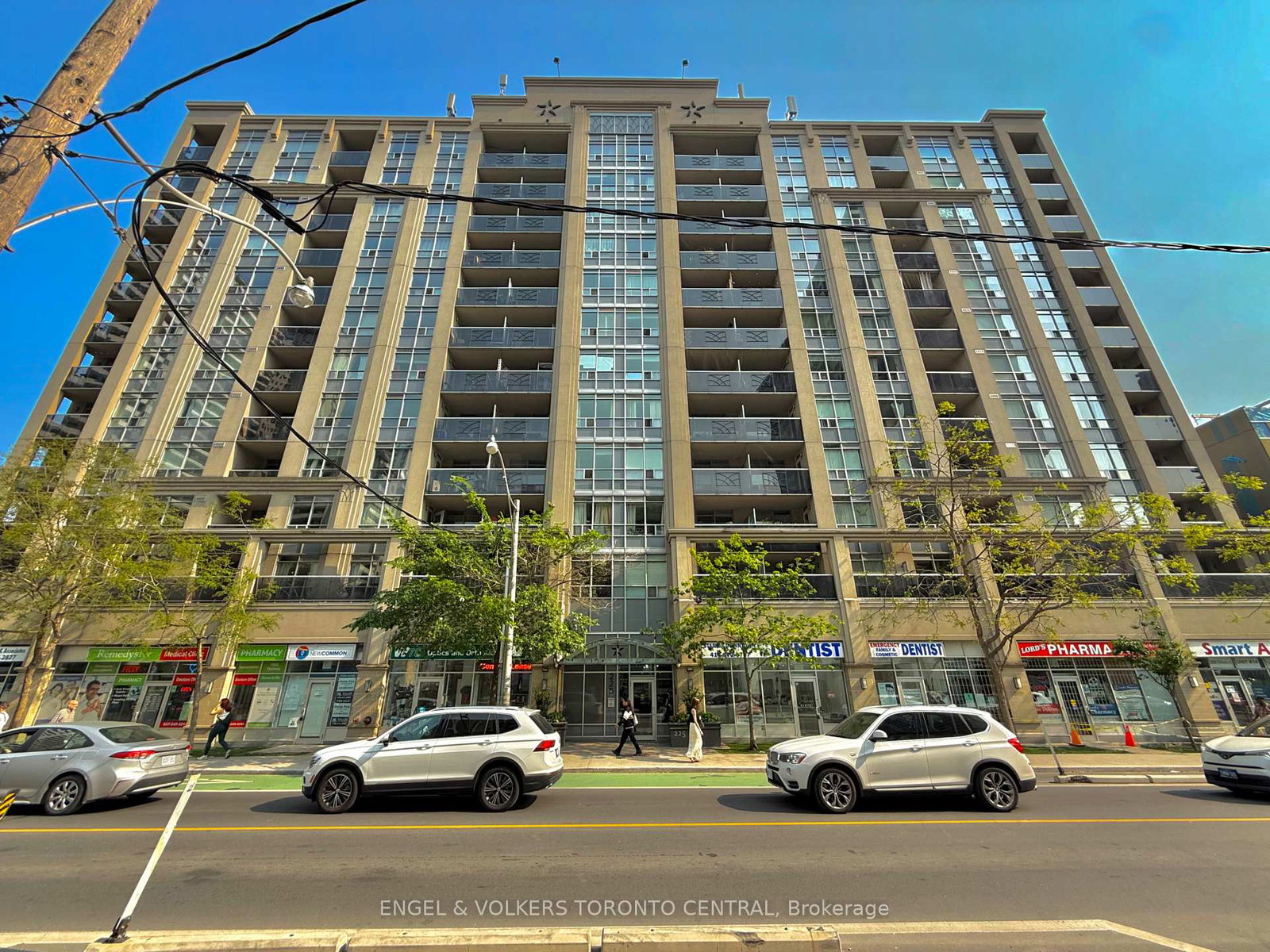 225-wellesley-street-e-toronto-ontario-c12353574