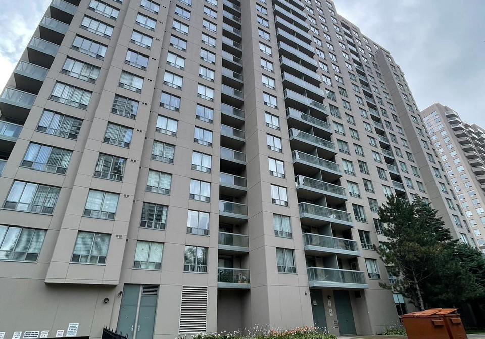 28-empress-avenue-north-york-ontario-c12353605