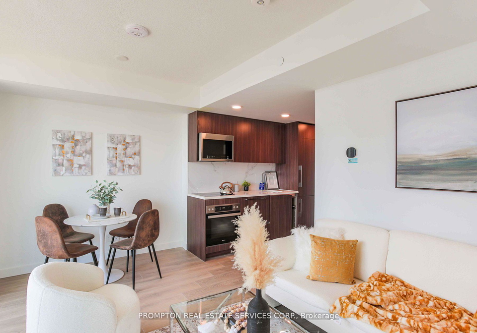 38-widmer-street-toronto-ontario-c12353702