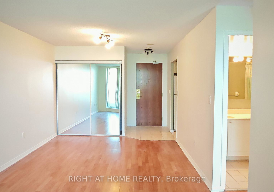 1-pemberton-avenue-north-york-ontario-c12353714